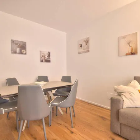 Salvia Flexyrent Ac Appartamento *